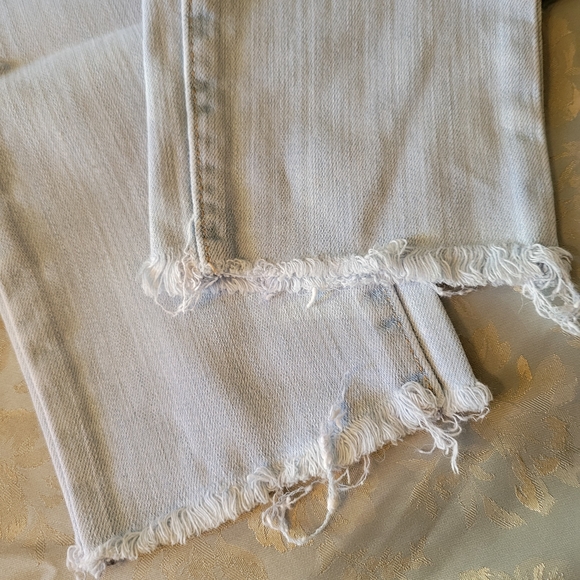 Levi's Women Skinny Jeans - White and Light Blue - Picture 5 of 10